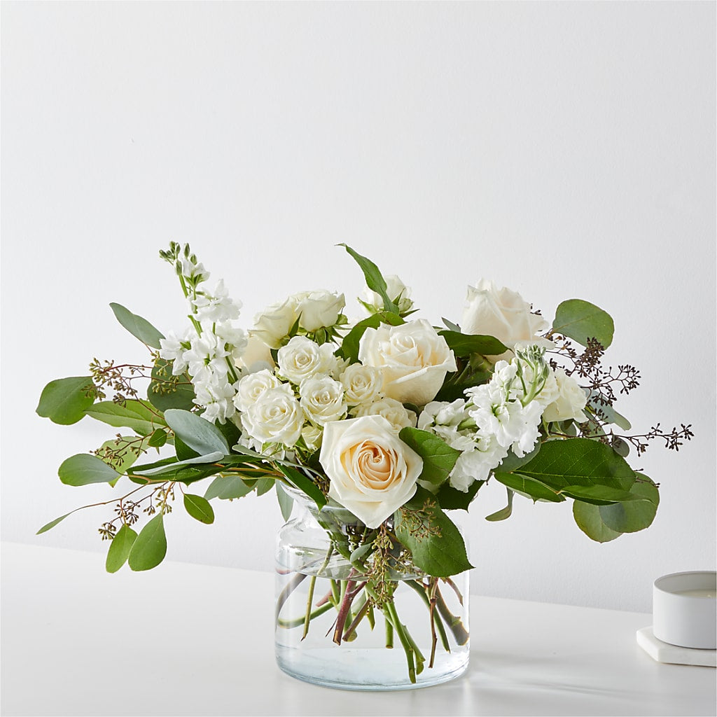 Fresh Linen Bouquet – Flower House Iii, Spring Hill FL