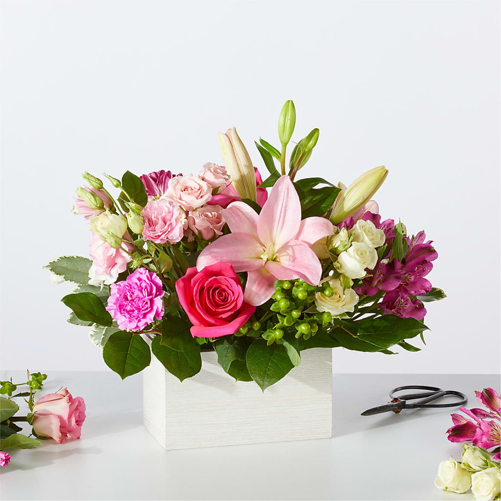 Sweetberry Box – A Florist Original – Flower House Iii, Spring Hill FL