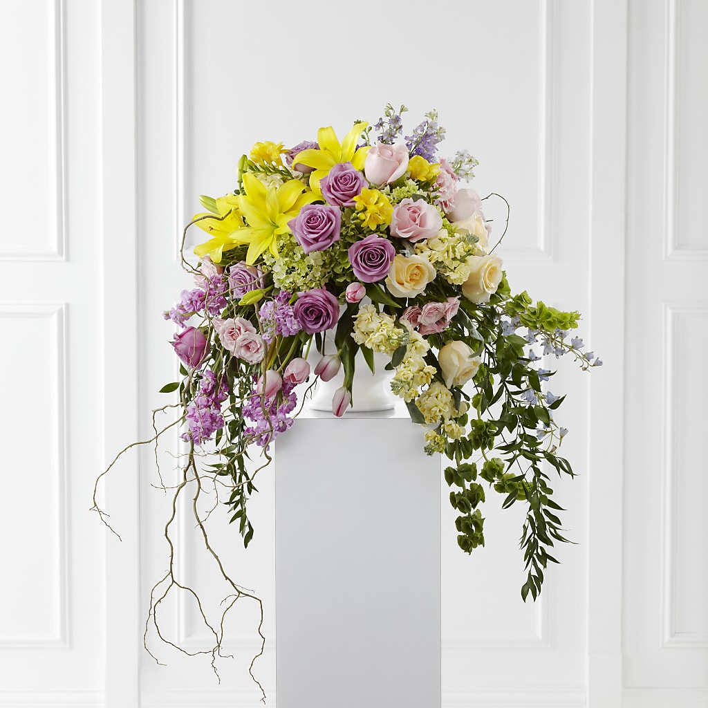 Display of Affection Arrangement – Flower House Iii, Spring Hill FL