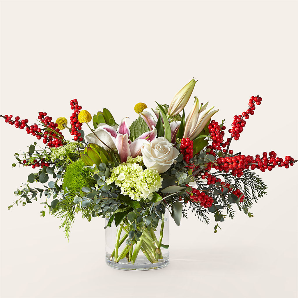 Berry & Bright Bouquet – Flower House Iii, Spring Hill FL