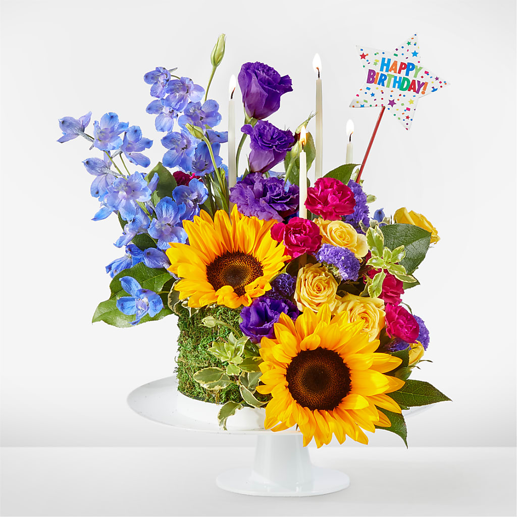 Star of the Day Floral Cake – Flower House Iii, Spring Hill FL