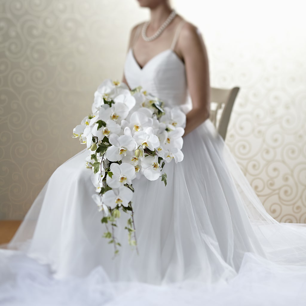 Classic White Bouquet – Flower House Iii, Spring Hill FL