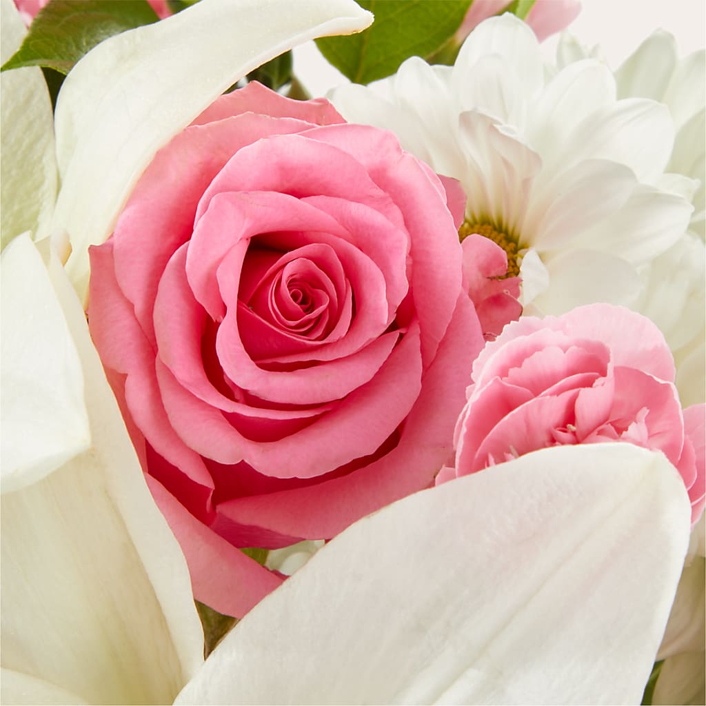 Whispers of Comfort Bouquet –  Flower House Iii, Spring Hill FL