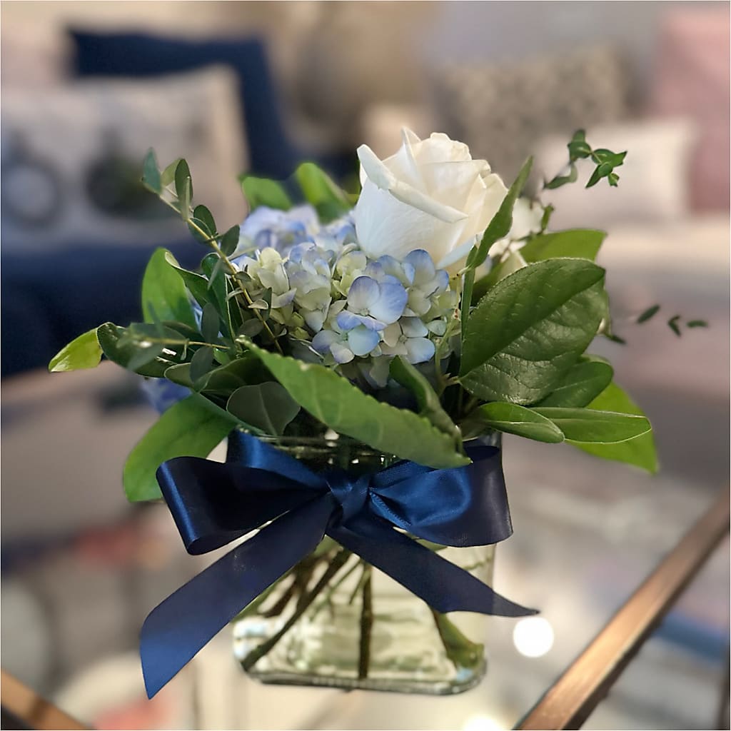 Sky Blue Delight Bouquet –  Flower House Iii, Spring Hill FL