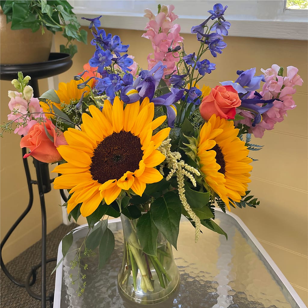 Rays of Life Bouquet –  Flower House Iii, Spring Hill FL