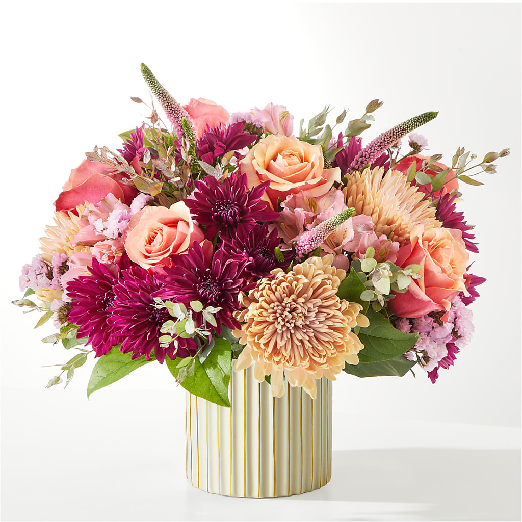 Berry Cobbler Bouquet with Ivory Vase –  Flower House Iii, Spring Hill FL