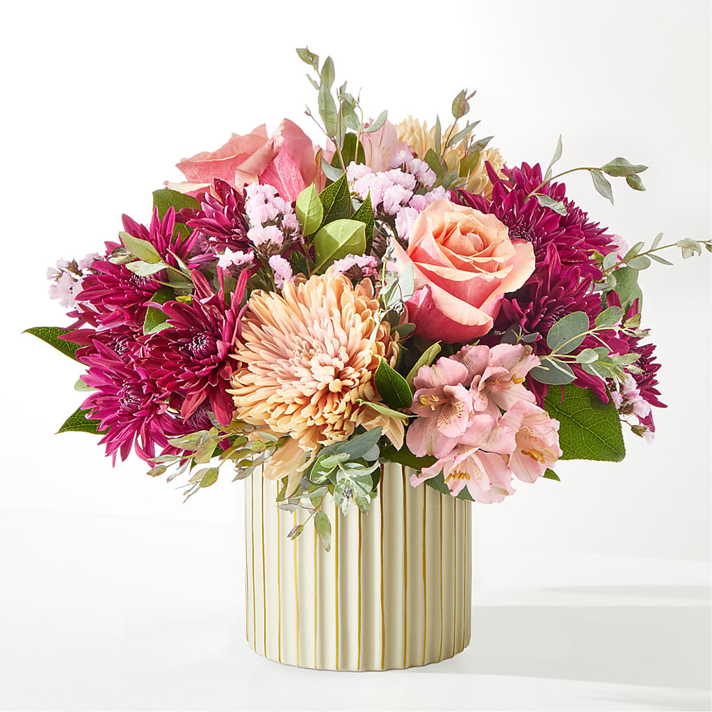 Berry Cobbler Bouquet with Ivory Vase –  Flower House Iii, Spring Hill FL