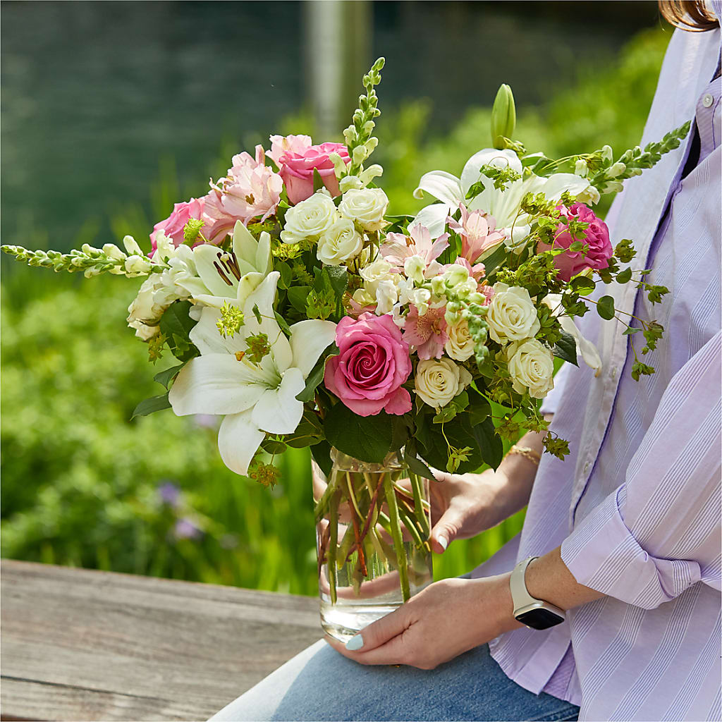 Fondly Bouquet –  Flower House Iii, Spring Hill FL