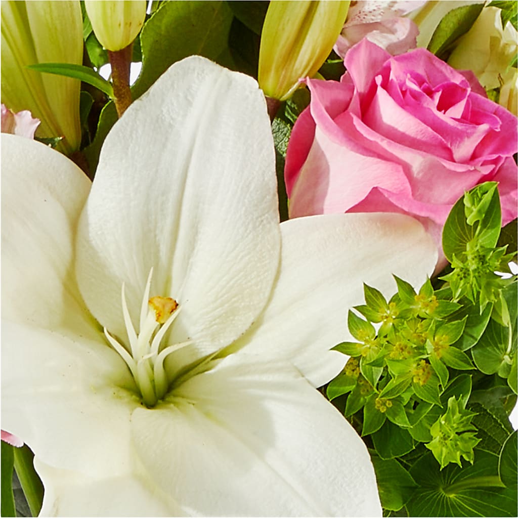 Fondly Bouquet –  Flower House Iii, Spring Hill FL